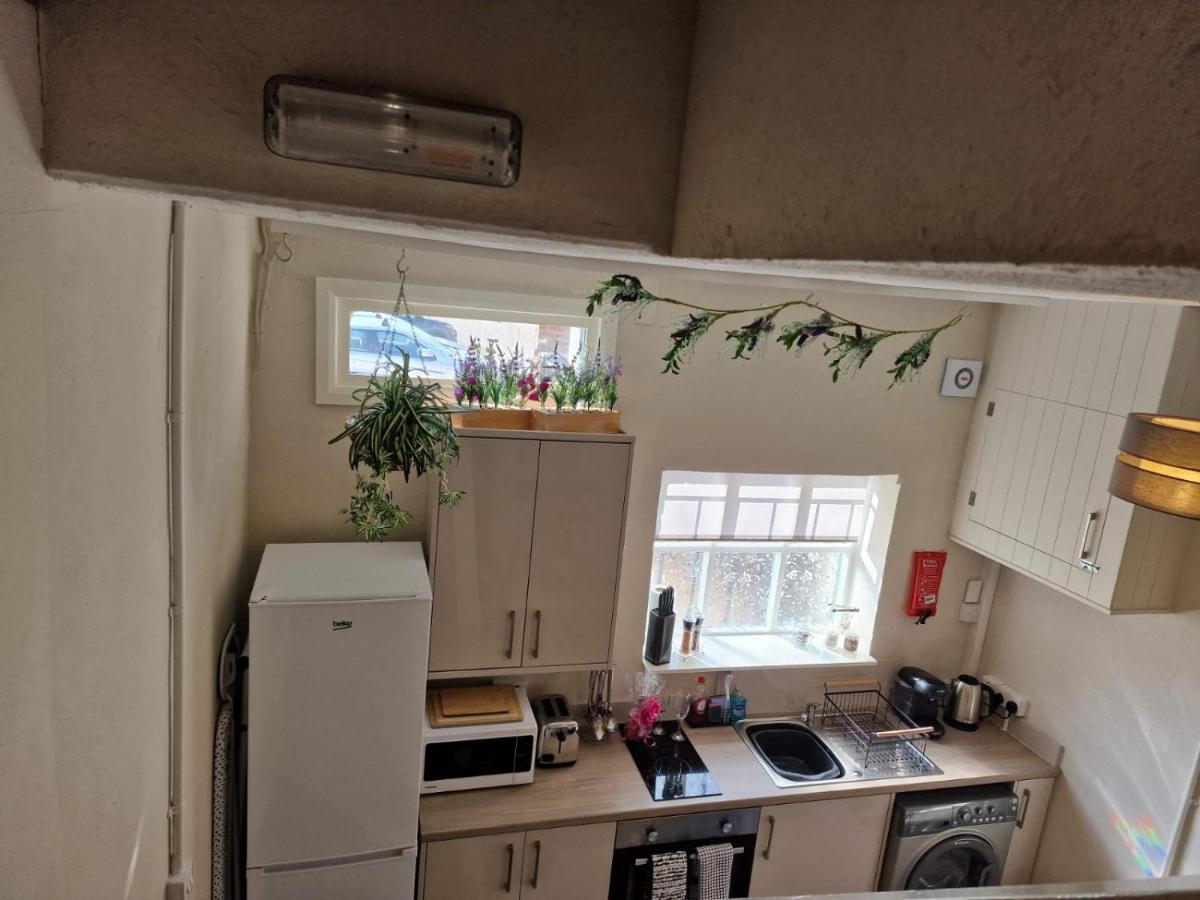 Carlisle Central, Cute Studio Appt, The Cupboard المظهر الخارجي الصورة