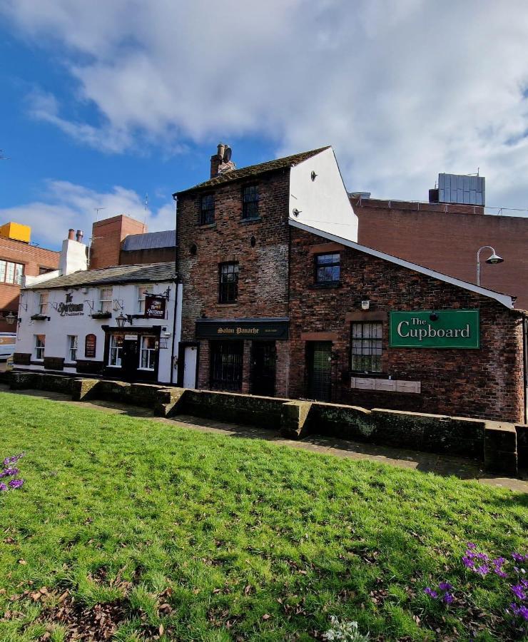 Carlisle Central, Cute Studio Appt, The Cupboard المظهر الخارجي الصورة